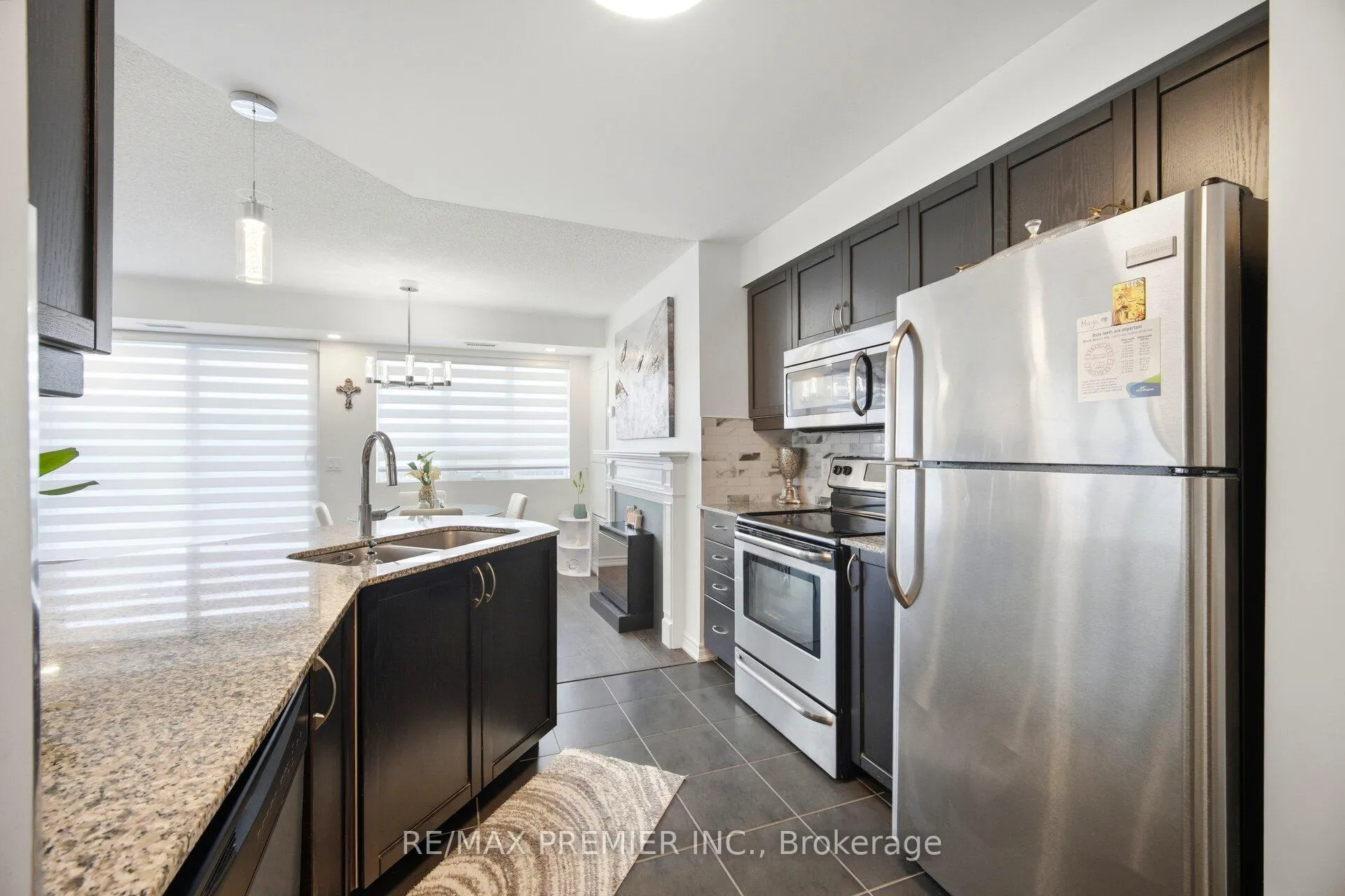 Photo 8 of Unit 203, 7730 Kipling Avenue, Vaughan, Vaughan Grove — HOMEH