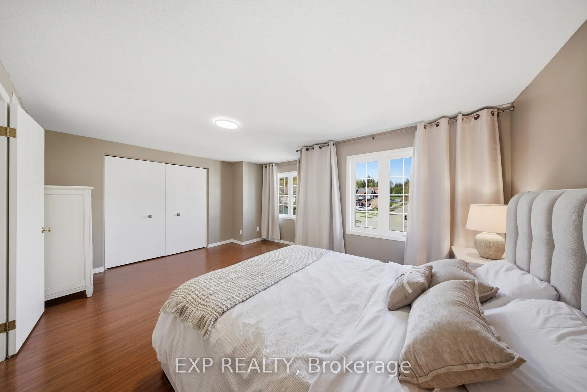 Photo 20 of 18 Prosperity Drive, Kitchener — HOMEH