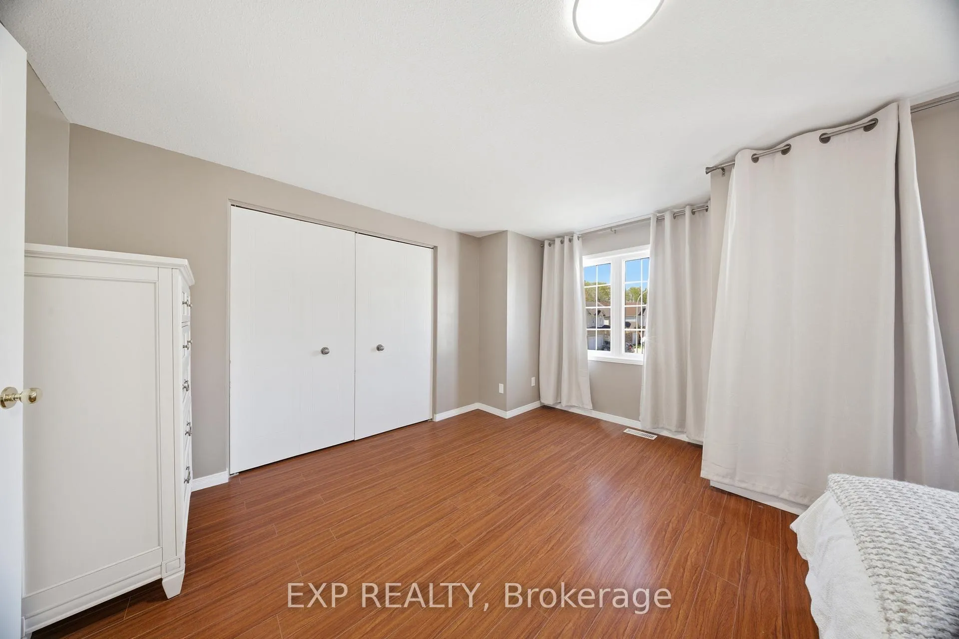 Photo 21 of 18 Prosperity Drive, Kitchener — HOMEH