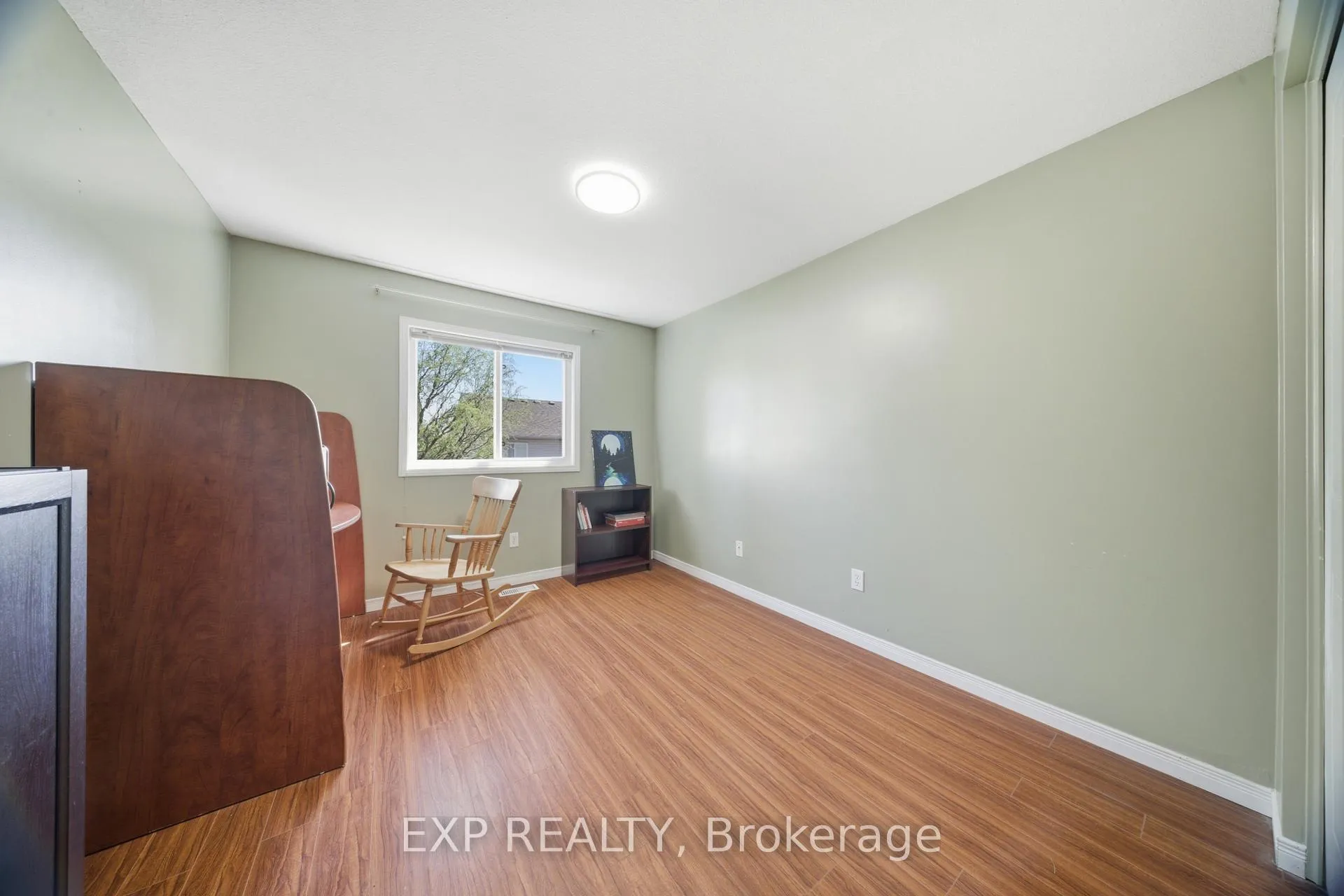Photo 23 of 18 Prosperity Drive, Kitchener — HOMEH