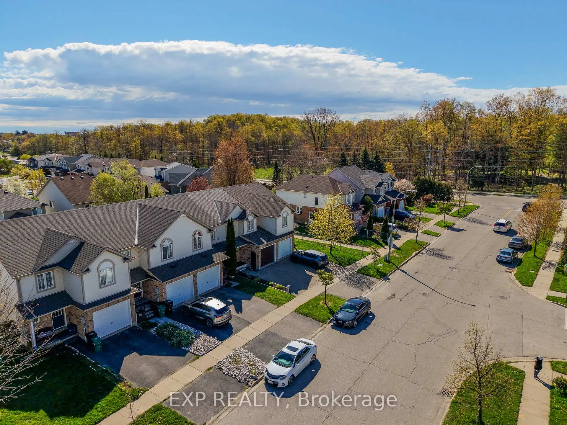 Photo 35 of 18 Prosperity Drive, Kitchener — HOMEH