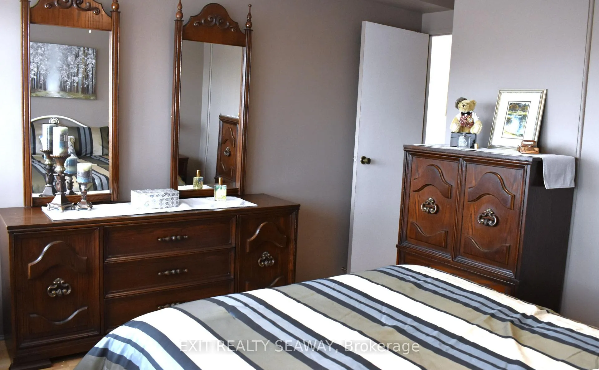 Photo 11 of Unit 702, 308 Second Street E, Cornwall — HOMEH