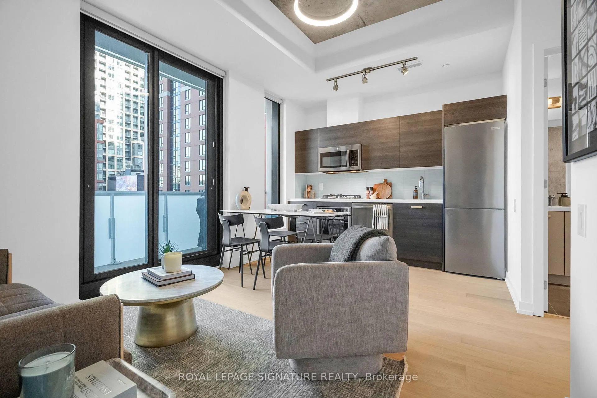 Photo 2 of Unit 606, 11 Charlotte Street, Toronto, Waterfront Communities — HOMEH
