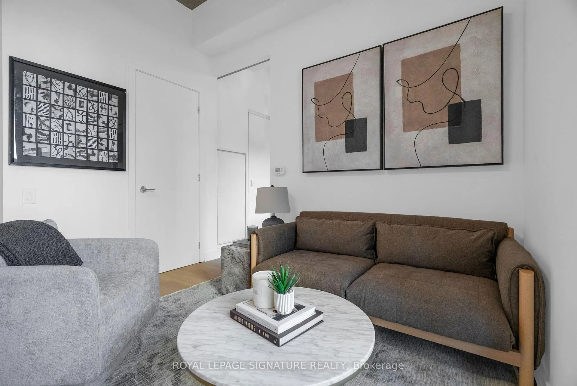 Photo 5 of Unit 606, 11 Charlotte Street, Toronto, Waterfront Communities — HOMEH