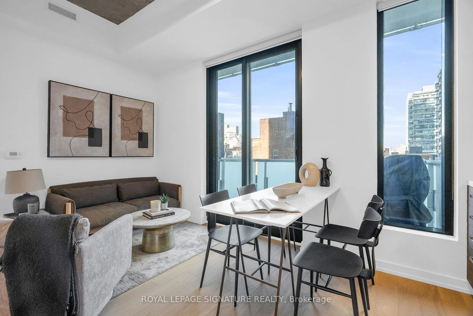 Photo 8 of Unit 606, 11 Charlotte Street, Toronto, Waterfront Communities — HOMEH