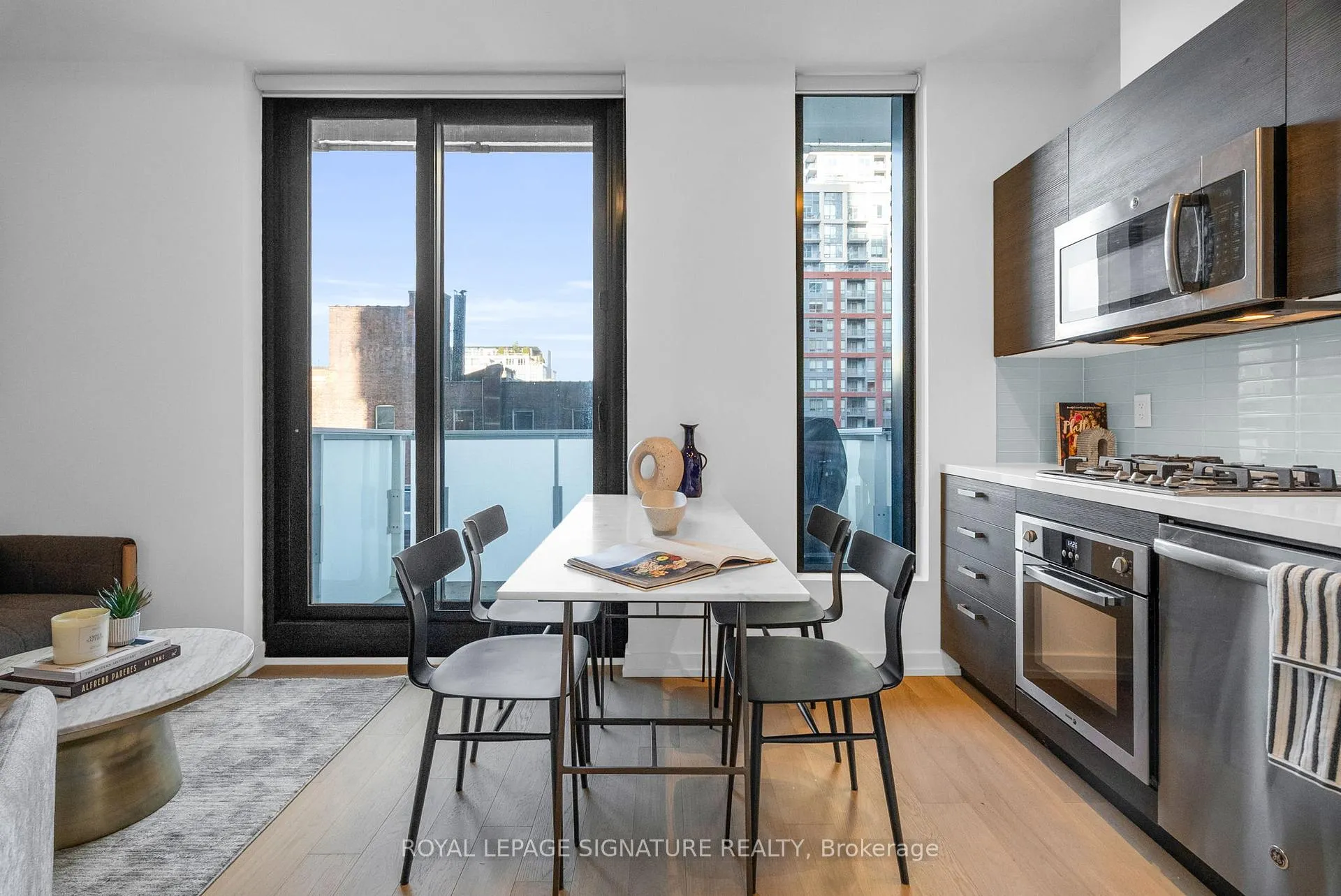 Photo 14 of Unit 606, 11 Charlotte Street, Toronto, Waterfront Communities — HOMEH