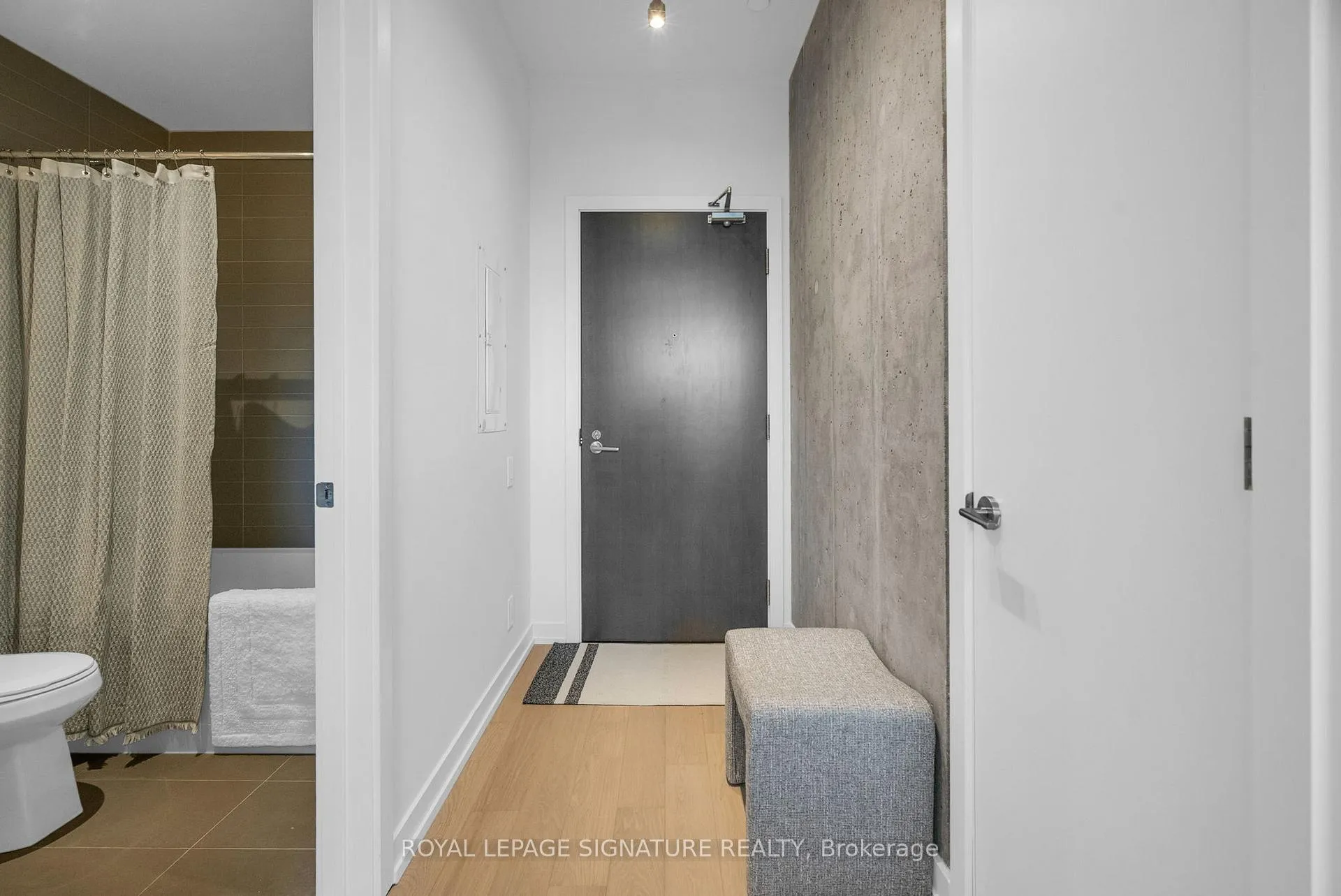 Photo 15 of Unit 606, 11 Charlotte Street, Toronto, Waterfront Communities — HOMEH