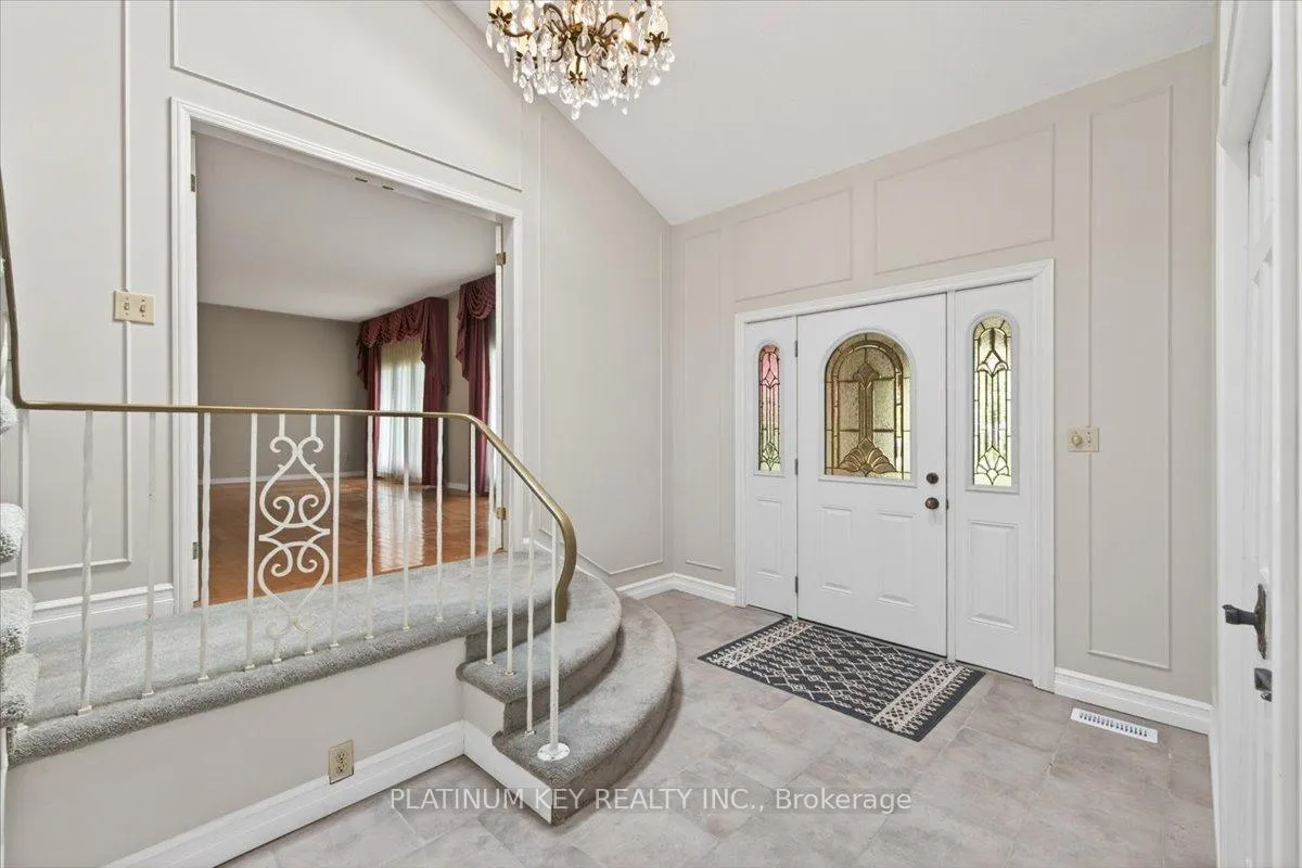 Photo 6 of 21610 Adelaide Road, Strathroy-Caradoc, Campbellvale — HOMEH