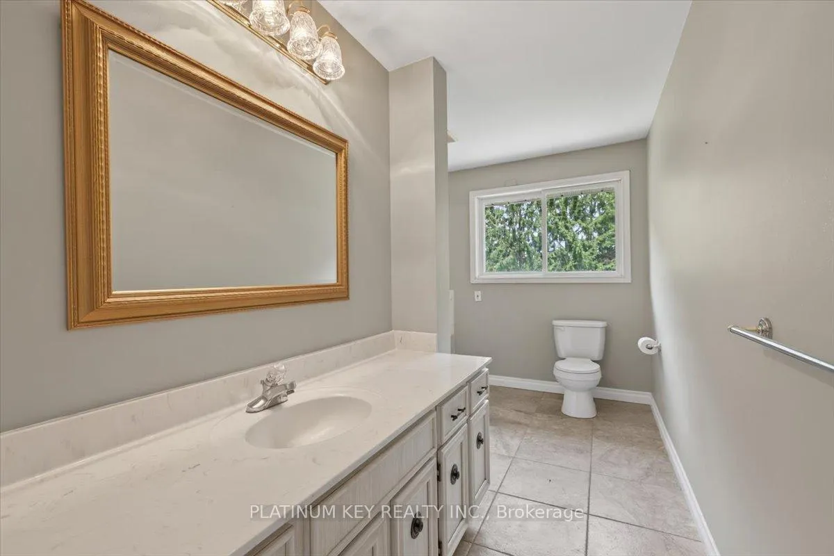 Photo 15 of 21610 Adelaide Road, Strathroy-Caradoc, Campbellvale — HOMEH