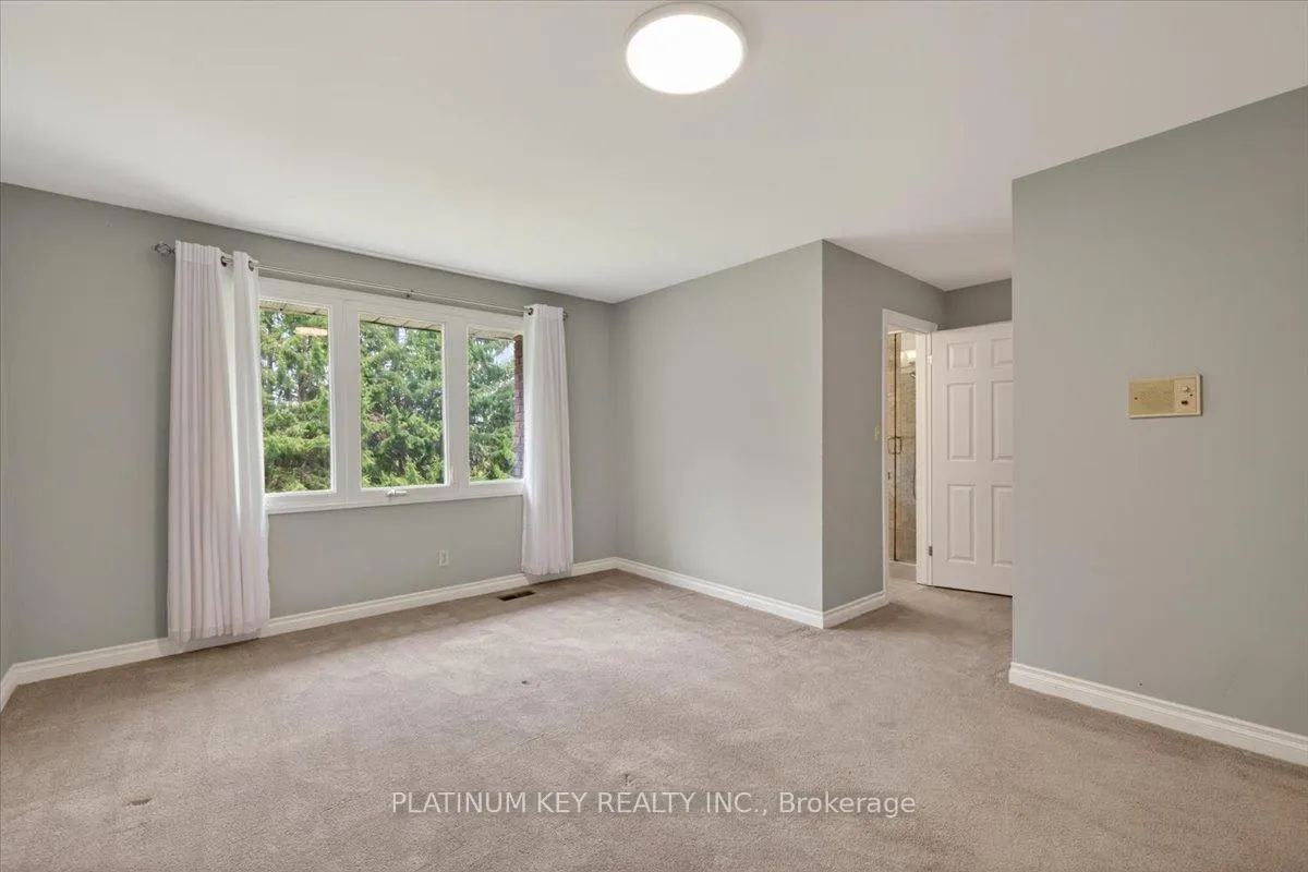 Photo 18 of 21610 Adelaide Road, Strathroy-Caradoc, Campbellvale — HOMEH