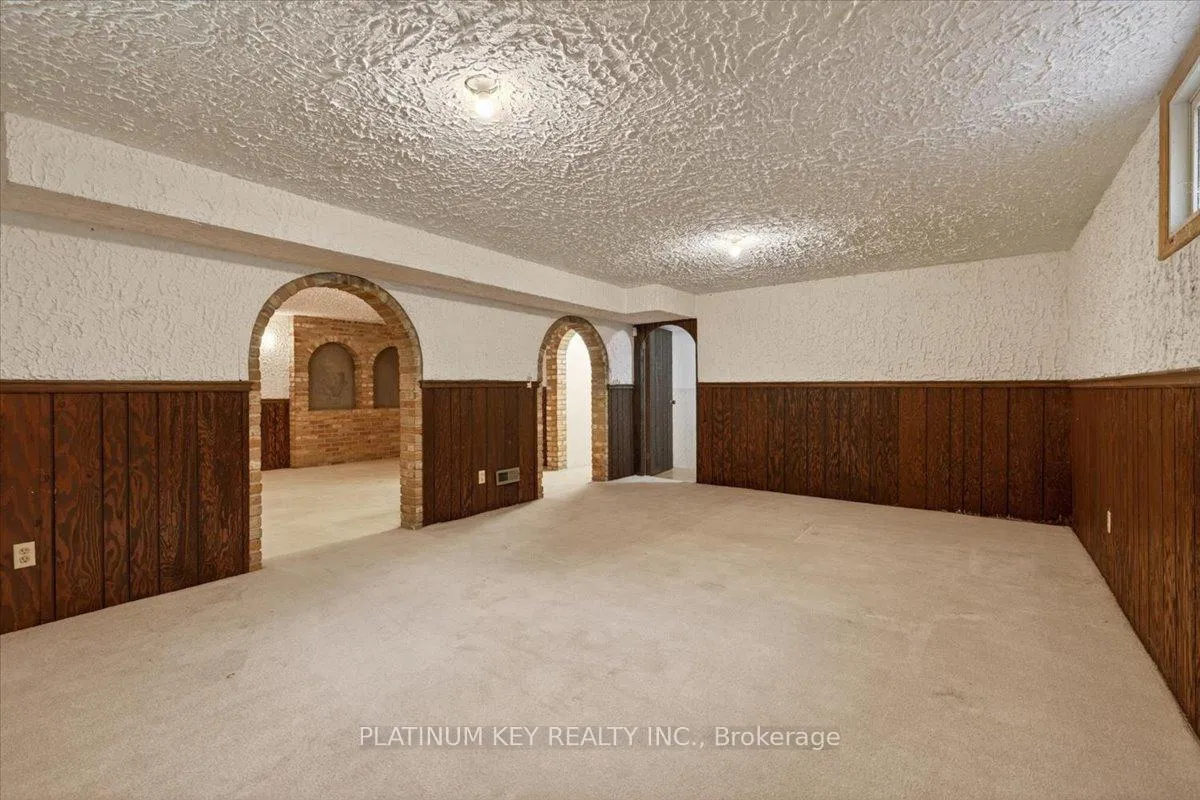 Photo 28 of 21610 Adelaide Road, Strathroy-Caradoc, Campbellvale — HOMEH