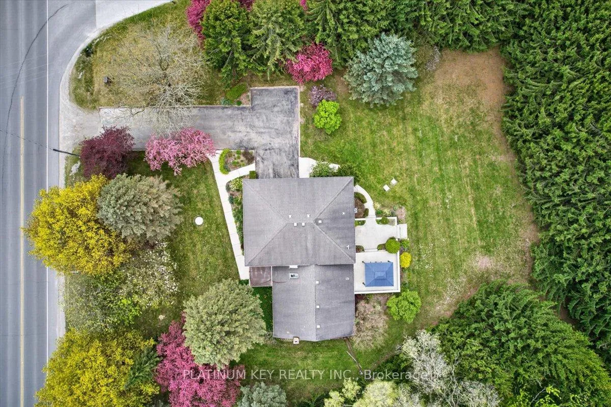 Photo 37 of 21610 Adelaide Road, Strathroy-Caradoc, Campbellvale — HOMEH