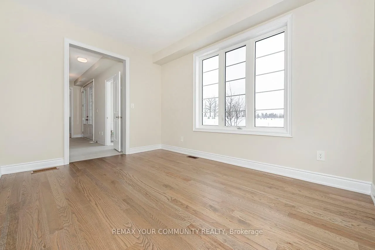 Photo 19 of 115 Bearberry Rd, Springwater, Midhurst — HOMEH