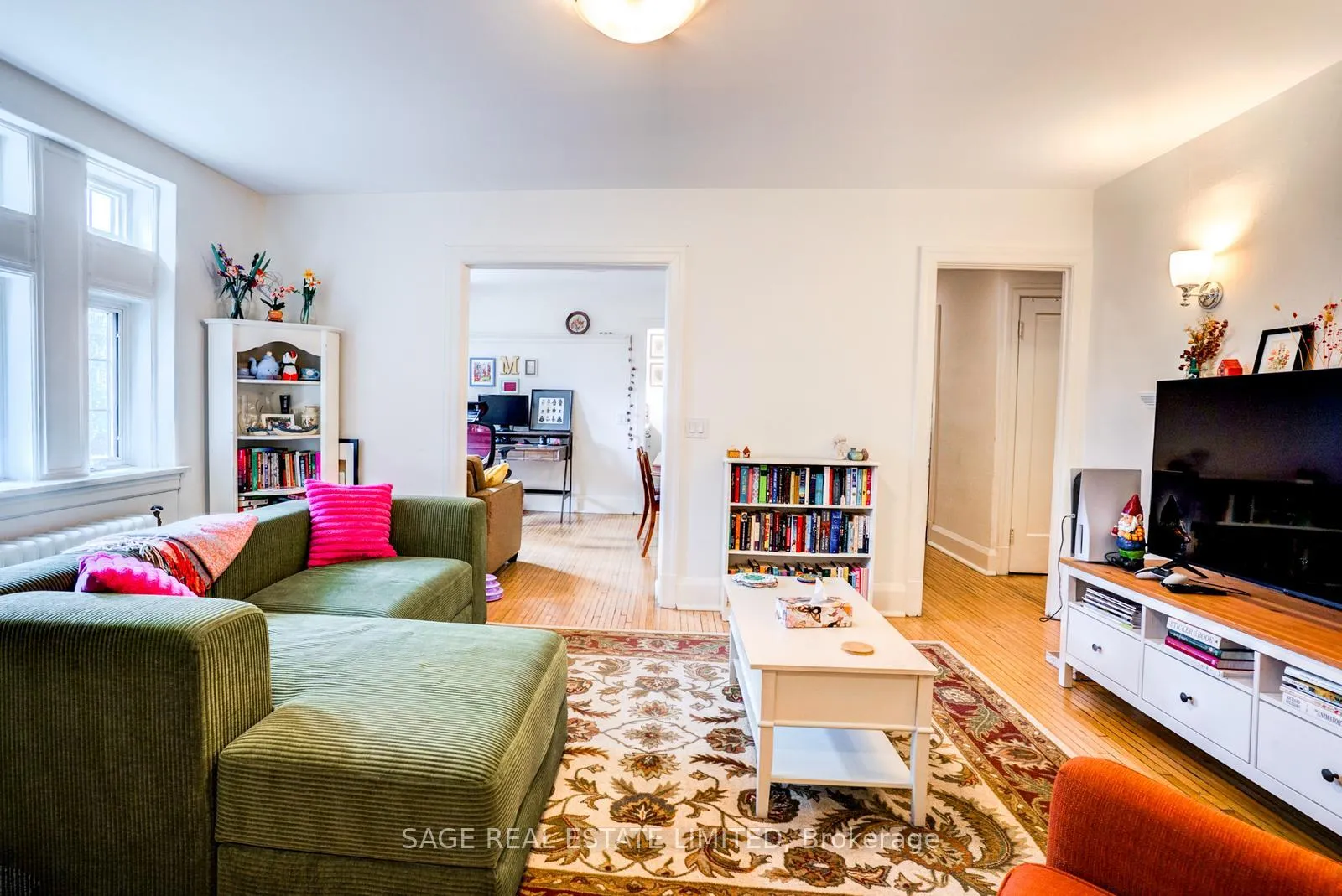 Photo 3 of Unit 9, 48 Lawton Boulevard, Toronto, Yonge-St. Clair — HOMEH