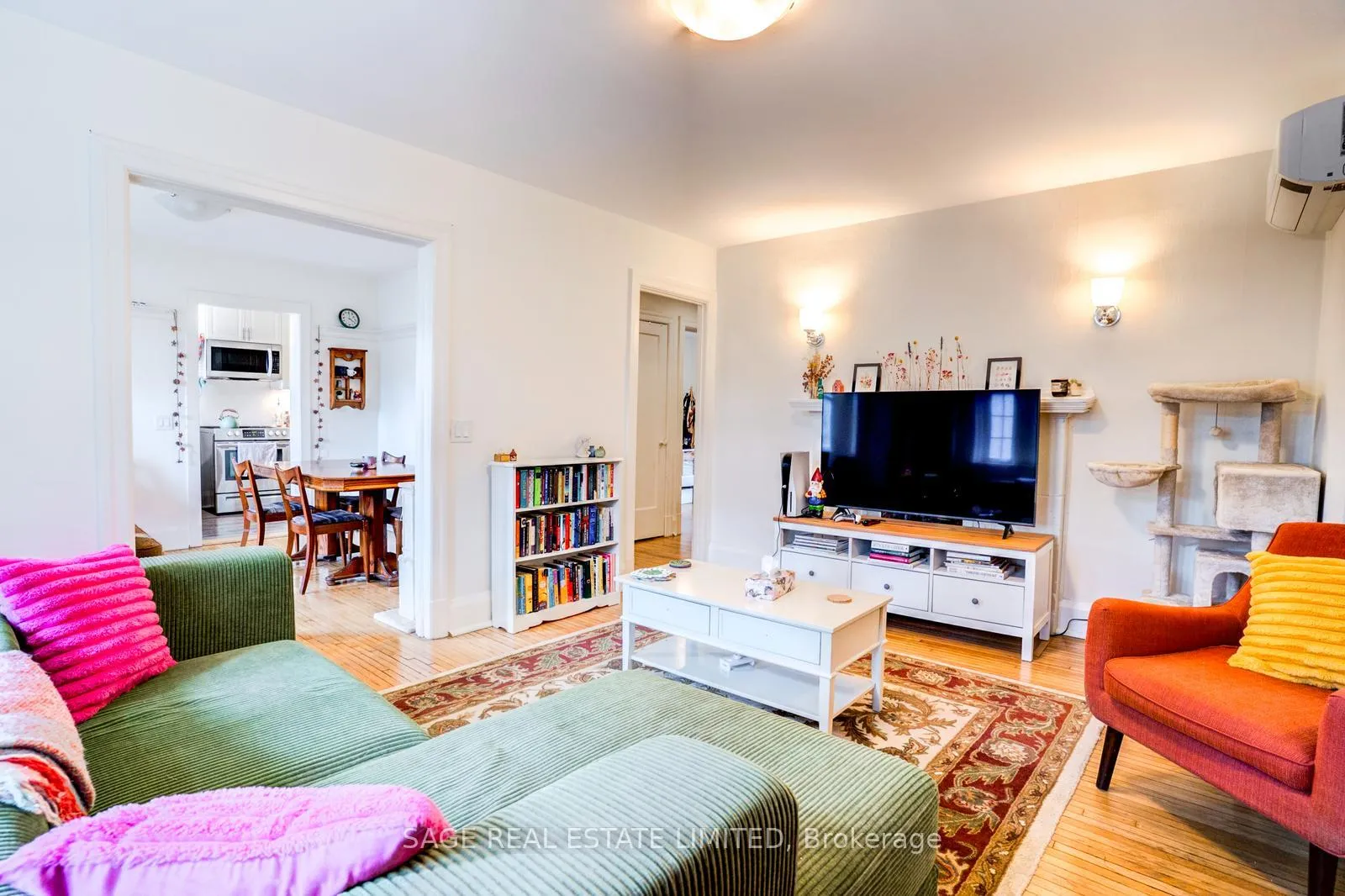 Photo 4 of Unit 9, 48 Lawton Boulevard, Toronto, Yonge-St. Clair — HOMEH