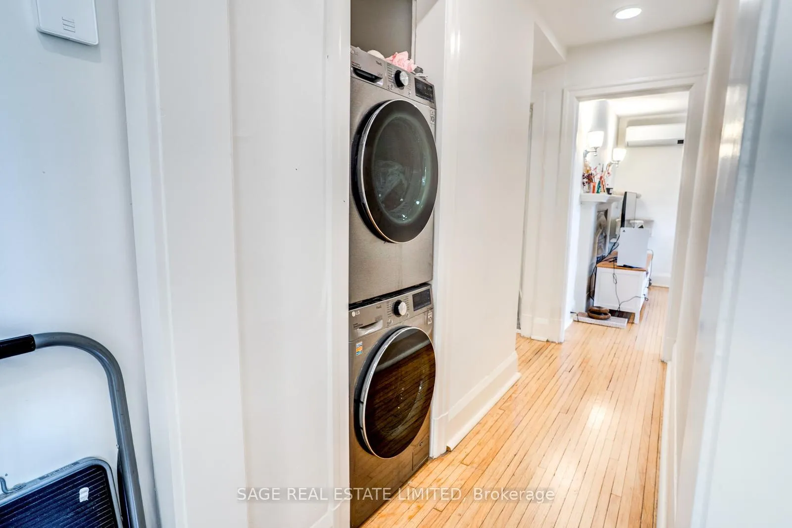 Photo 14 of Unit 9, 48 Lawton Boulevard, Toronto, Yonge-St. Clair — HOMEH