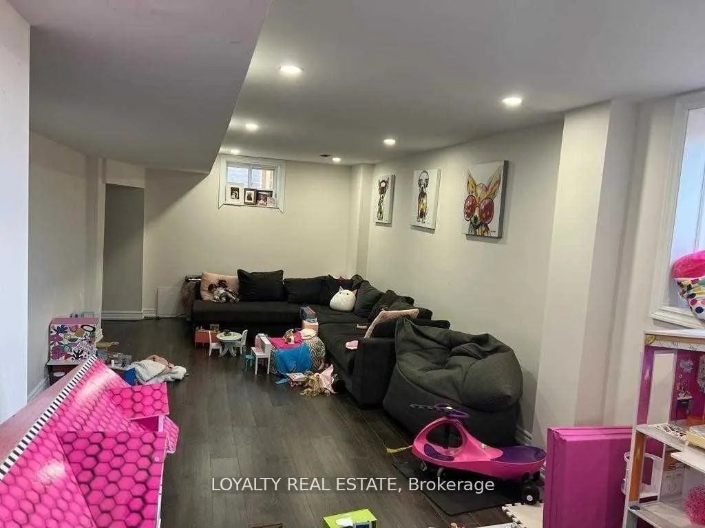 Photo 25 of 127 Yacht Drive, Clarington, Bowmanville — HOMEH