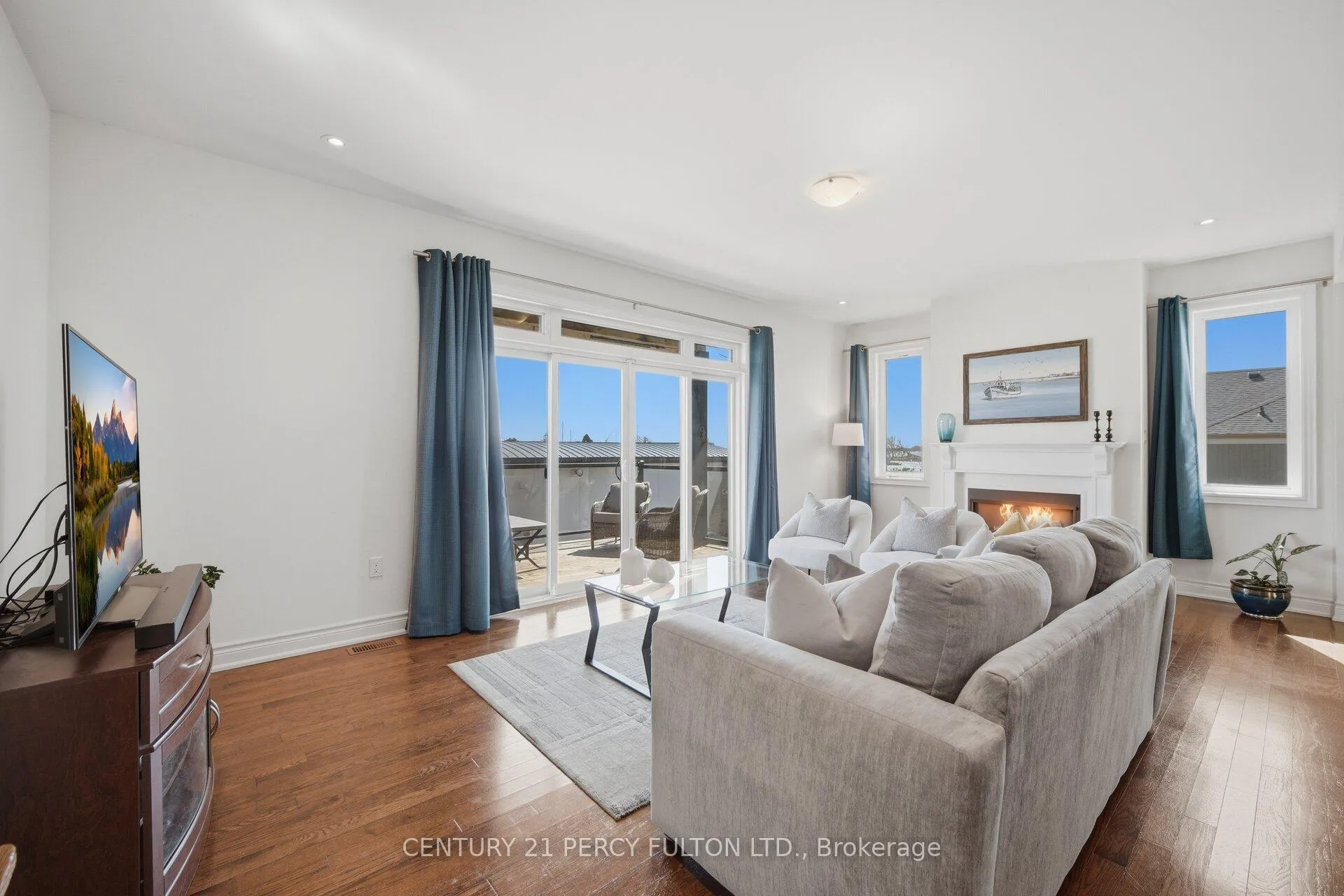 Photo 10 of 1281 Wharf Street, Pickering, Bay Ridges — HOMEH