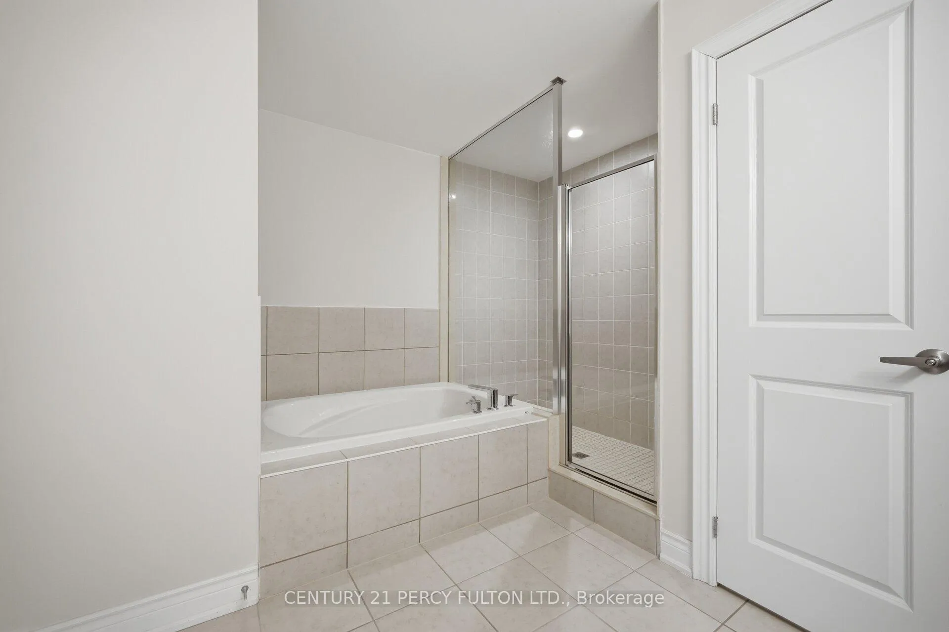 Photo 17 of 1281 Wharf Street, Pickering, Bay Ridges — HOMEH
