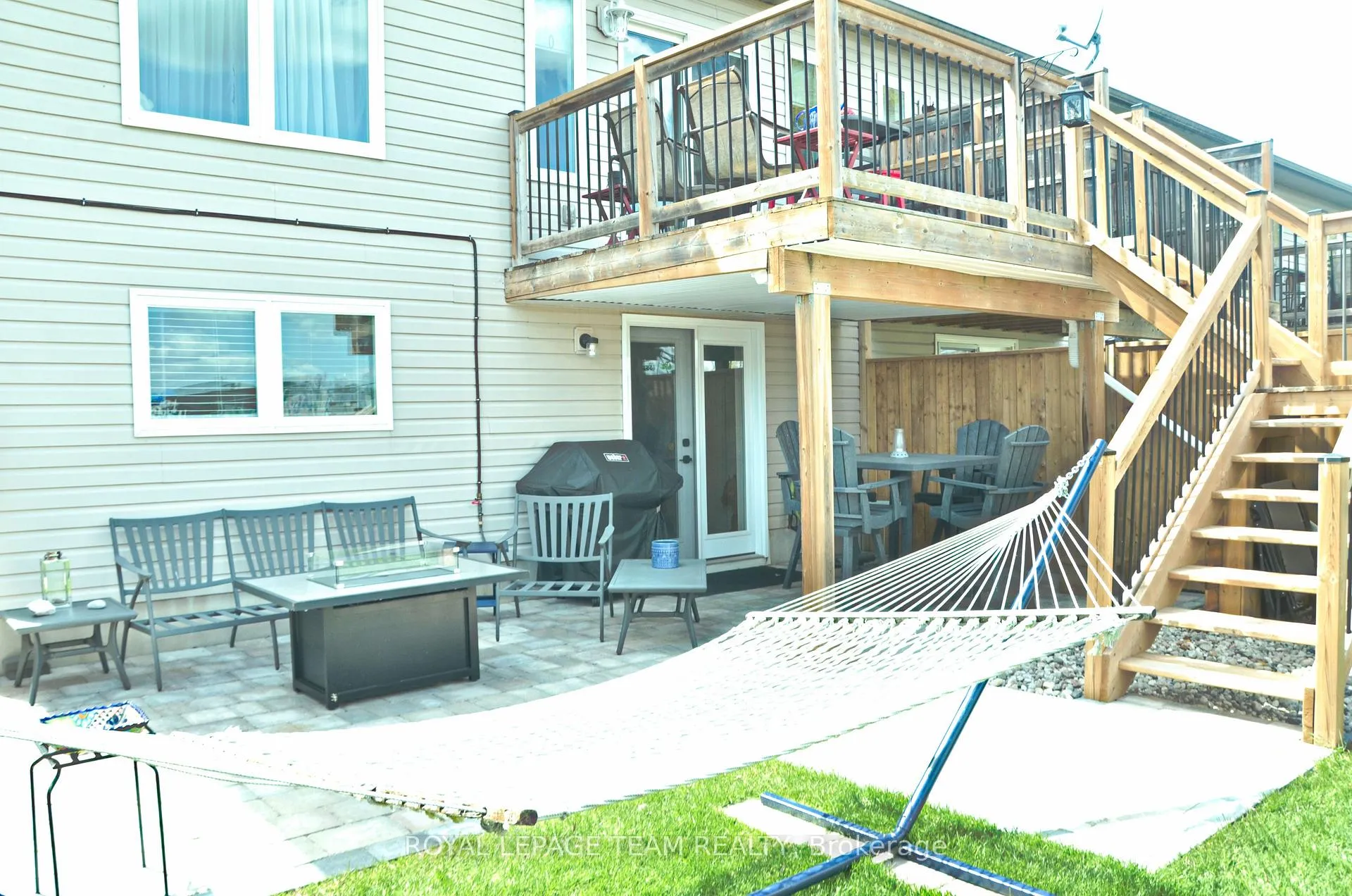 Photo 32 of 11A Centre Street N, Brockville — HOMEH