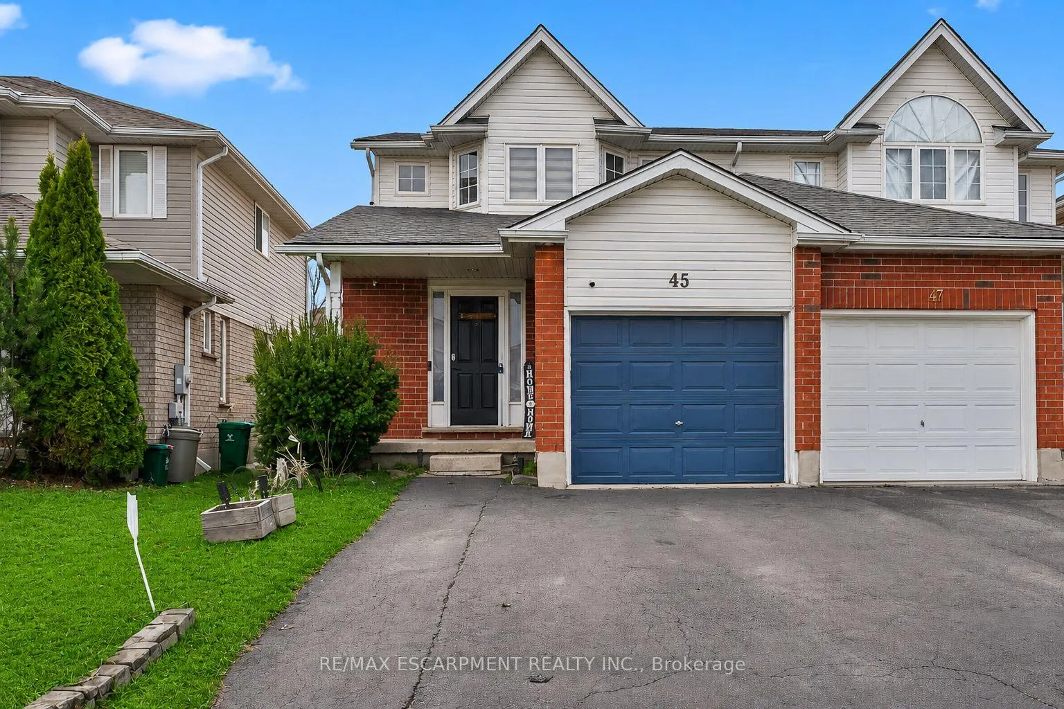 Photo 1 of 45 Hawkins Drive, Cambridge — HOMEH