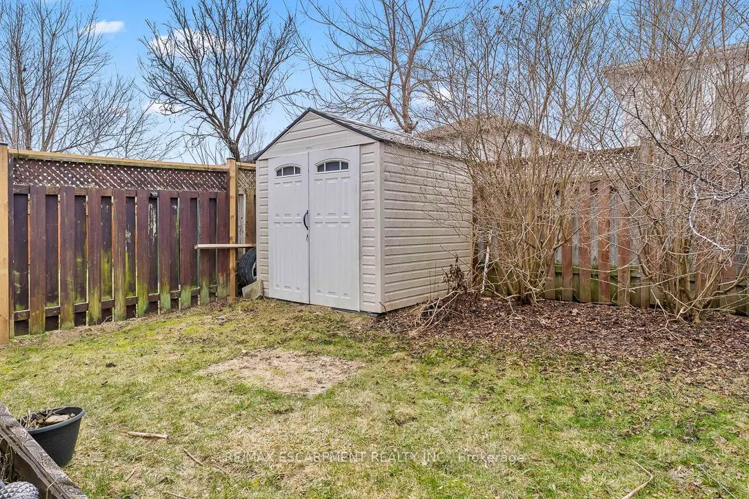 Photo 45 of 45 Hawkins Drive, Cambridge — HOMEH