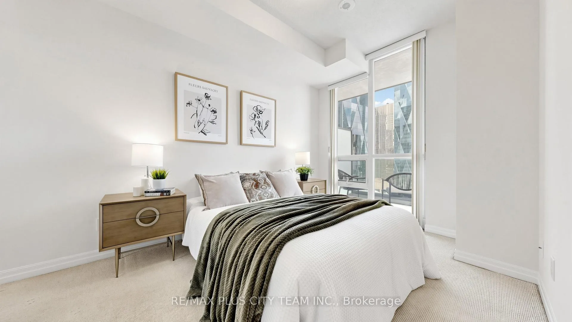 Photo 10 of Unit 2604, 16 Yonge Street, Toronto, Waterfront Communities — HOMEH