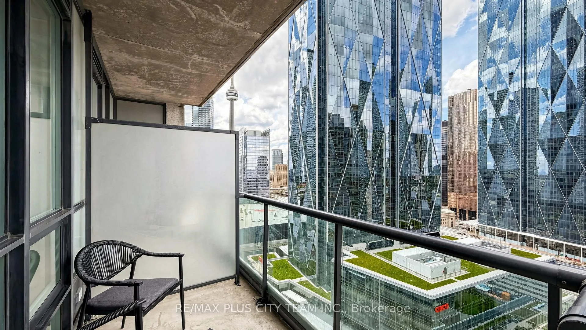Photo 15 of Unit 2604, 16 Yonge Street, Toronto, Waterfront Communities — HOMEH