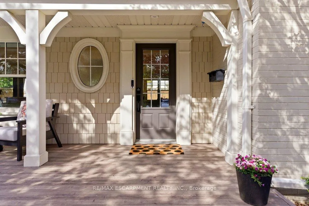 Photo 5 of 2079 Gary Crescent, Burlington, Brant — HOMEH