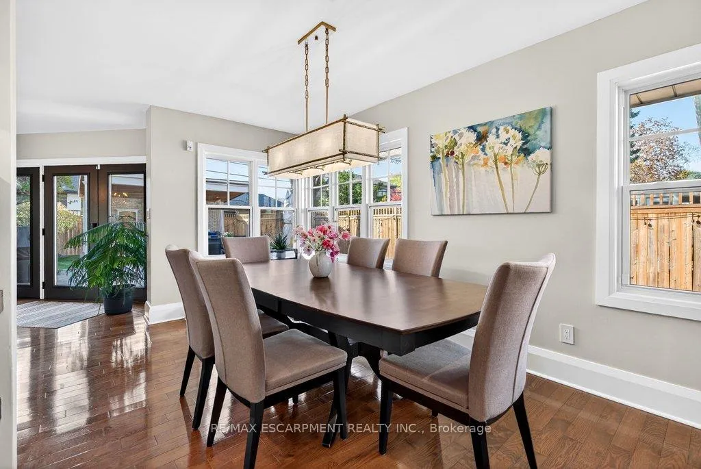 Photo 13 of 2079 Gary Crescent, Burlington, Brant — HOMEH
