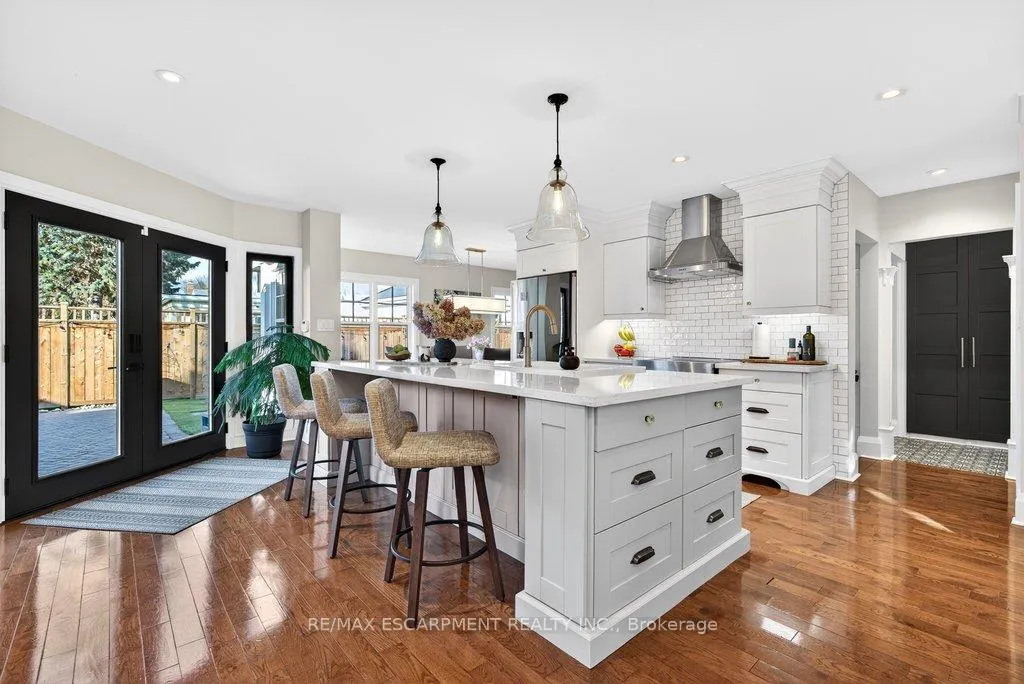 Photo 15 of 2079 Gary Crescent, Burlington, Brant — HOMEH