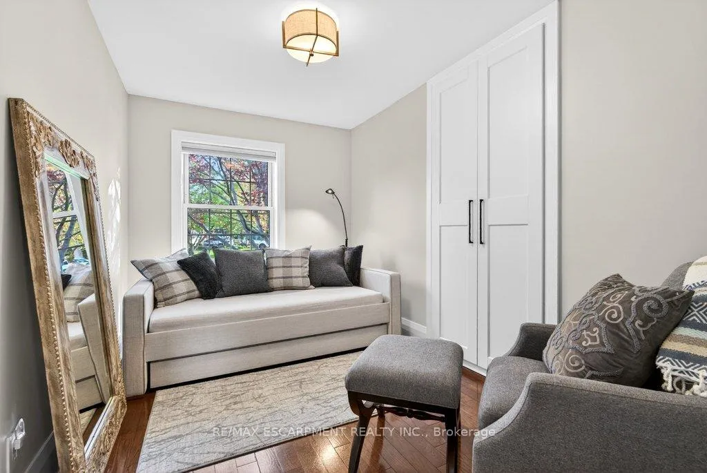 Photo 22 of 2079 Gary Crescent, Burlington, Brant — HOMEH