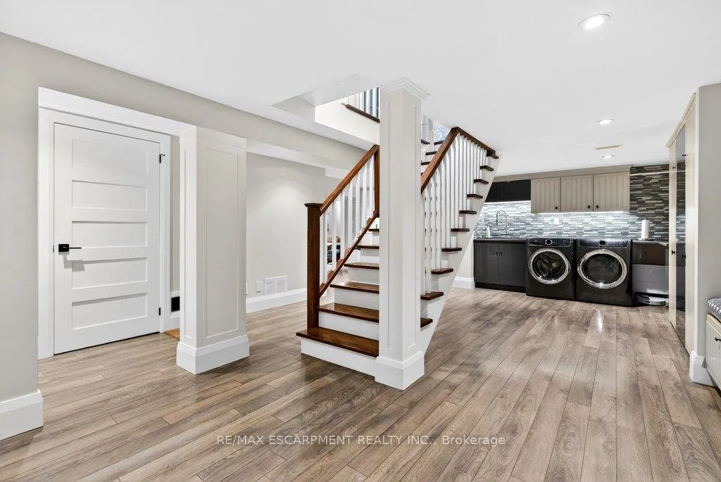 Photo 26 of 2079 Gary Crescent, Burlington, Brant — HOMEH
