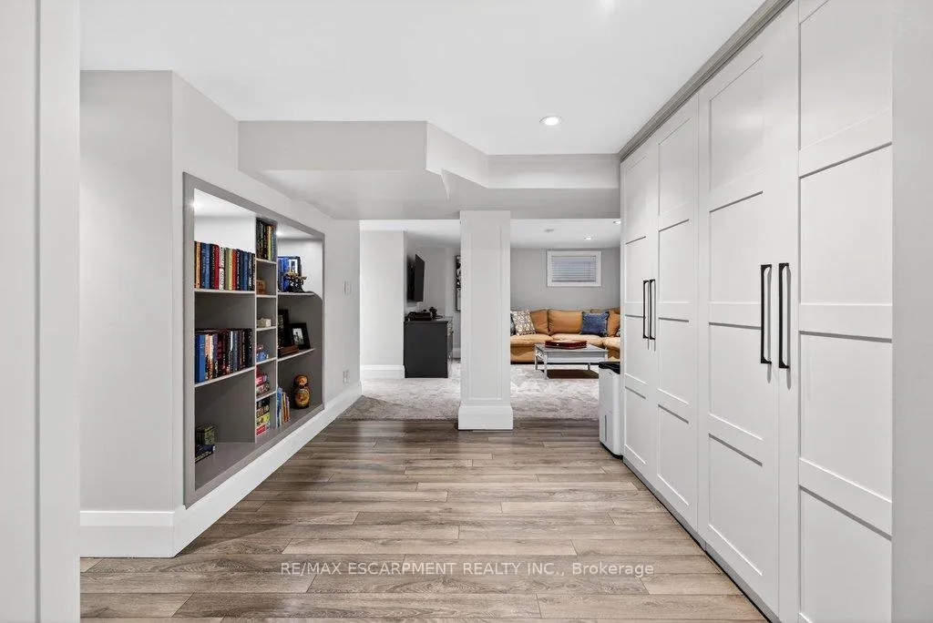Photo 30 of 2079 Gary Crescent, Burlington, Brant — HOMEH