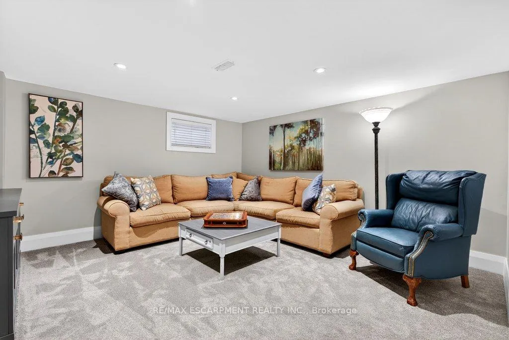 Photo 31 of 2079 Gary Crescent, Burlington, Brant — HOMEH