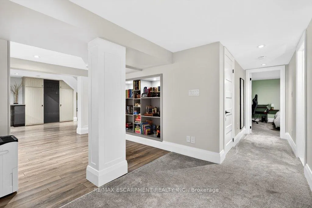 Photo 32 of 2079 Gary Crescent, Burlington, Brant — HOMEH