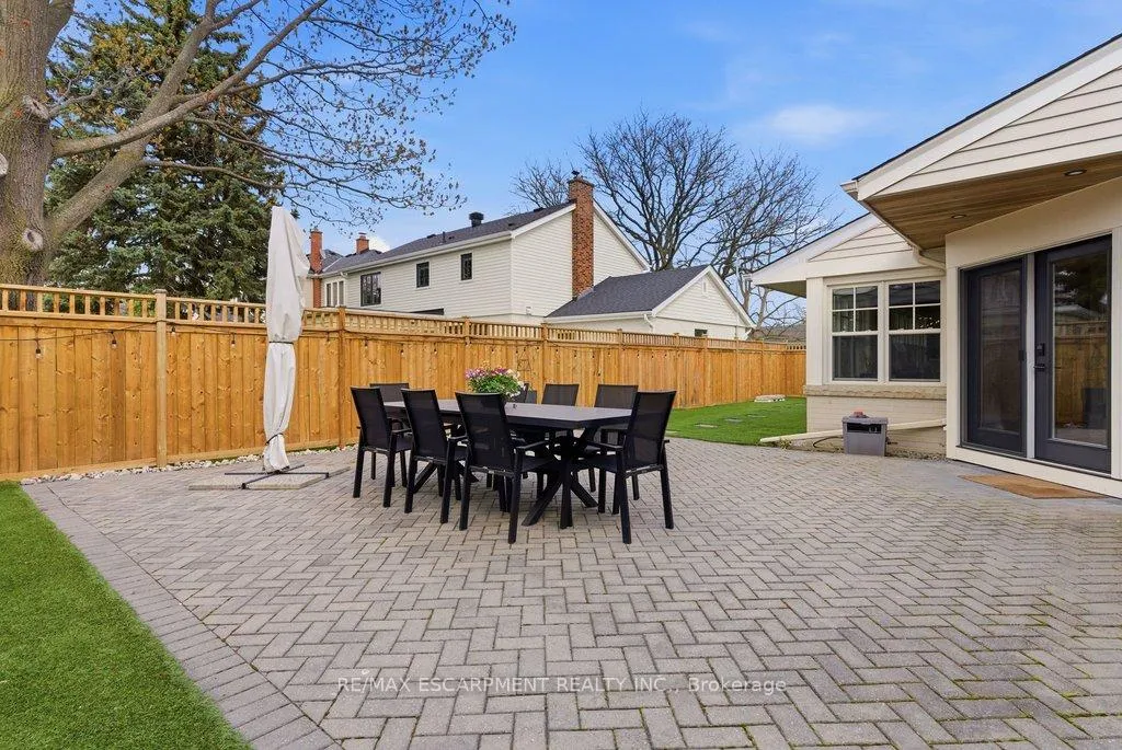 Photo 36 of 2079 Gary Crescent, Burlington, Brant — HOMEH