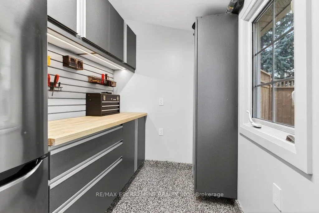 Photo 44 of 2079 Gary Crescent, Burlington, Brant — HOMEH