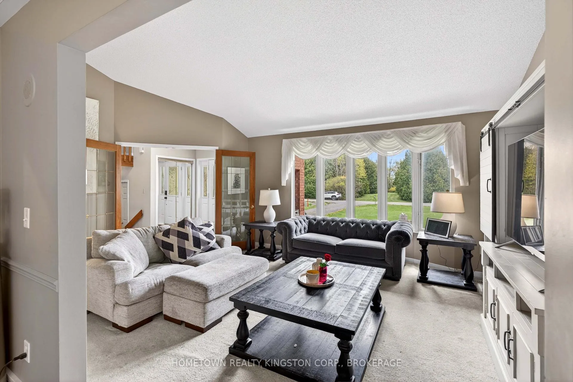 Photo 5 of 1103 Cliffside Drive, Frontenac, Frontenac South — HOMEH