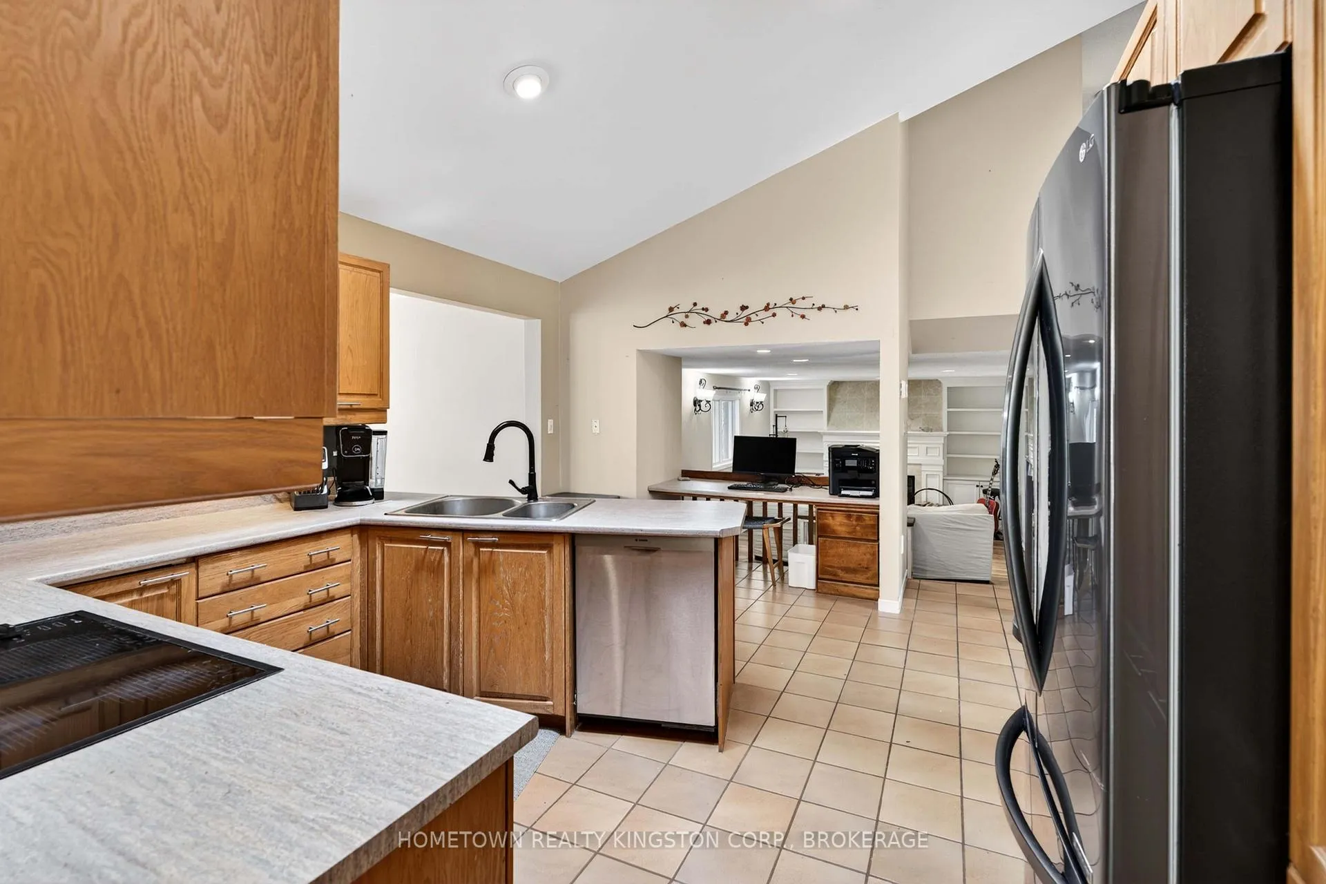 Photo 7 of 1103 Cliffside Drive, Frontenac, Frontenac South — HOMEH