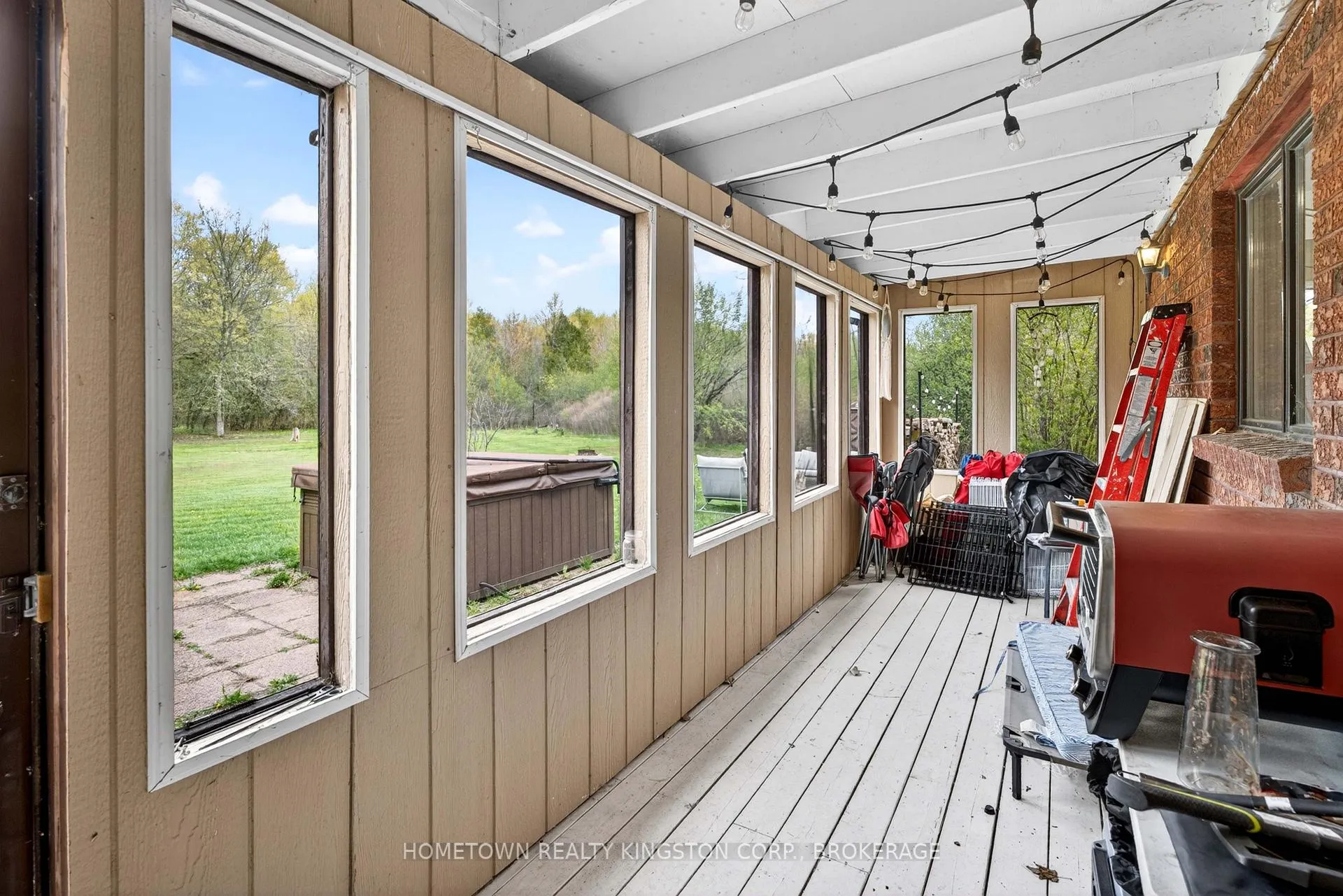 Photo 16 of 1103 Cliffside Drive, Frontenac, Frontenac South — HOMEH