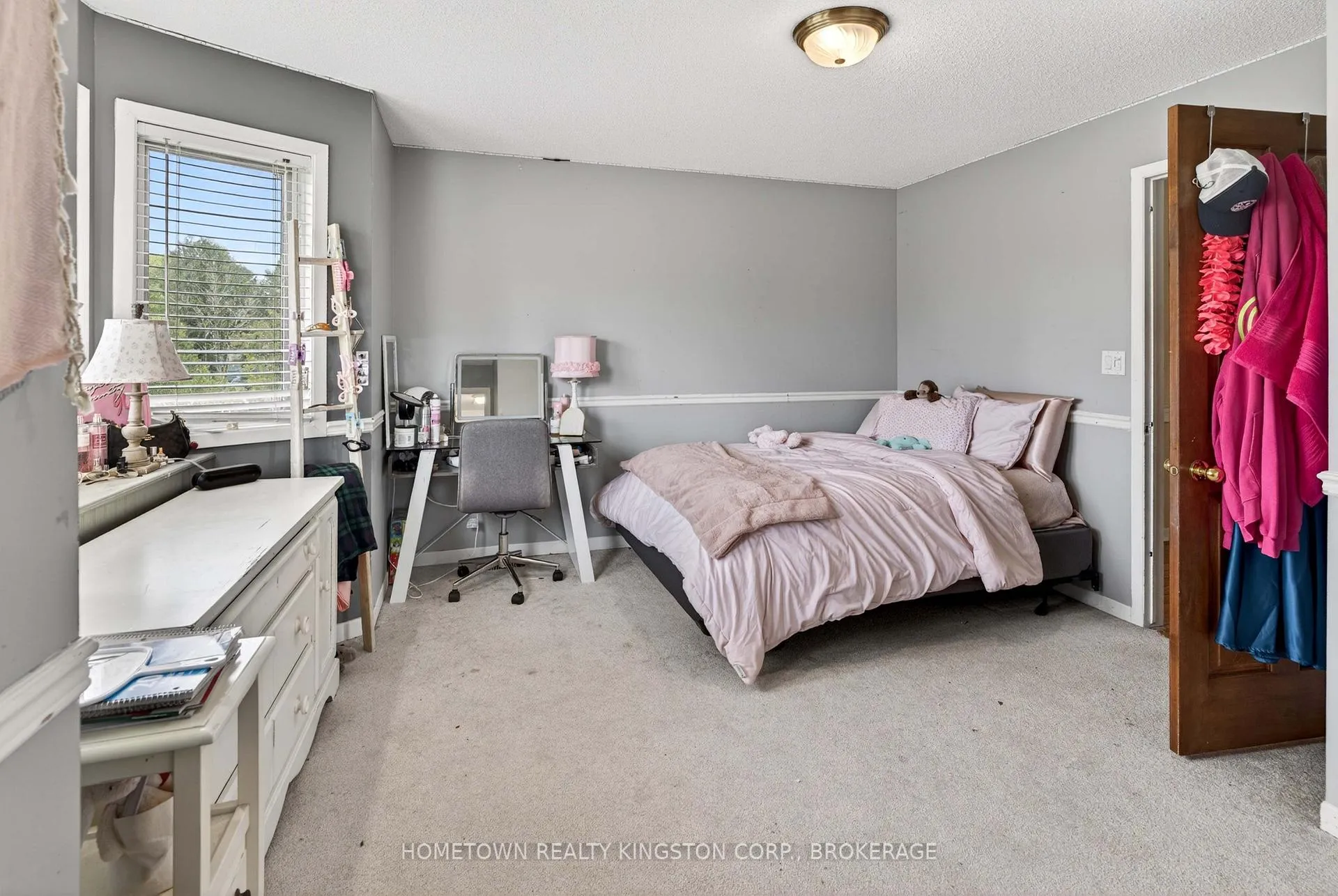 Photo 21 of 1103 Cliffside Drive, Frontenac, Frontenac South — HOMEH