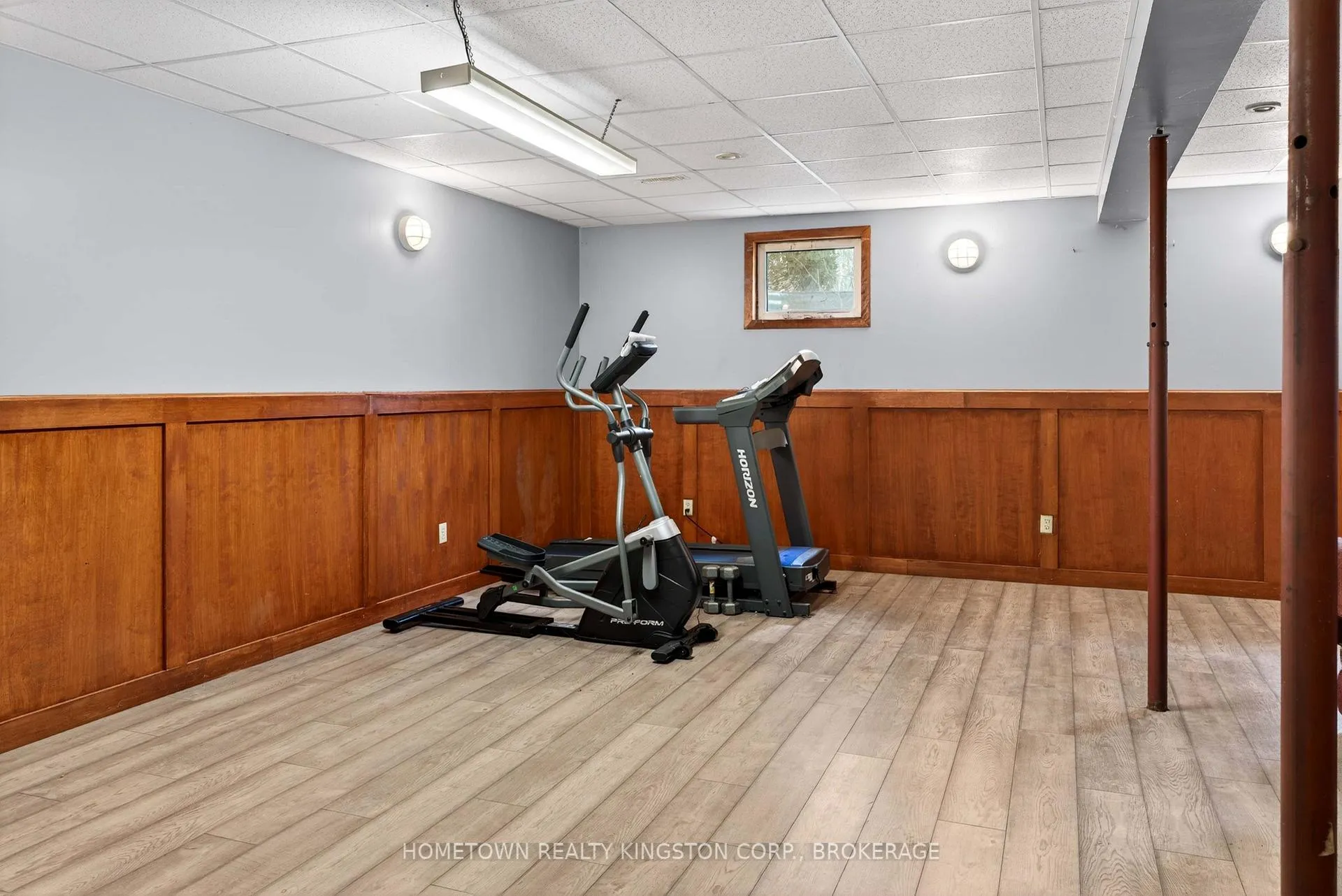 Photo 28 of 1103 Cliffside Drive, Frontenac, Frontenac South — HOMEH