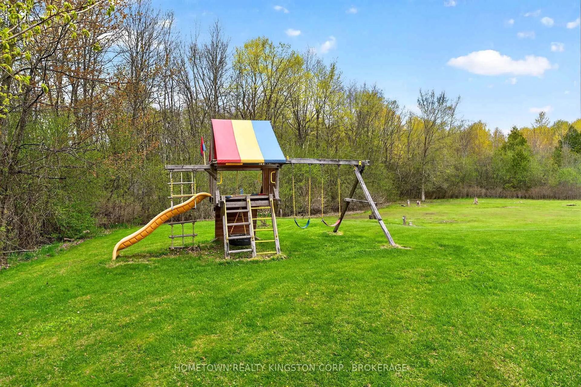 Photo 32 of 1103 Cliffside Drive, Frontenac, Frontenac South — HOMEH