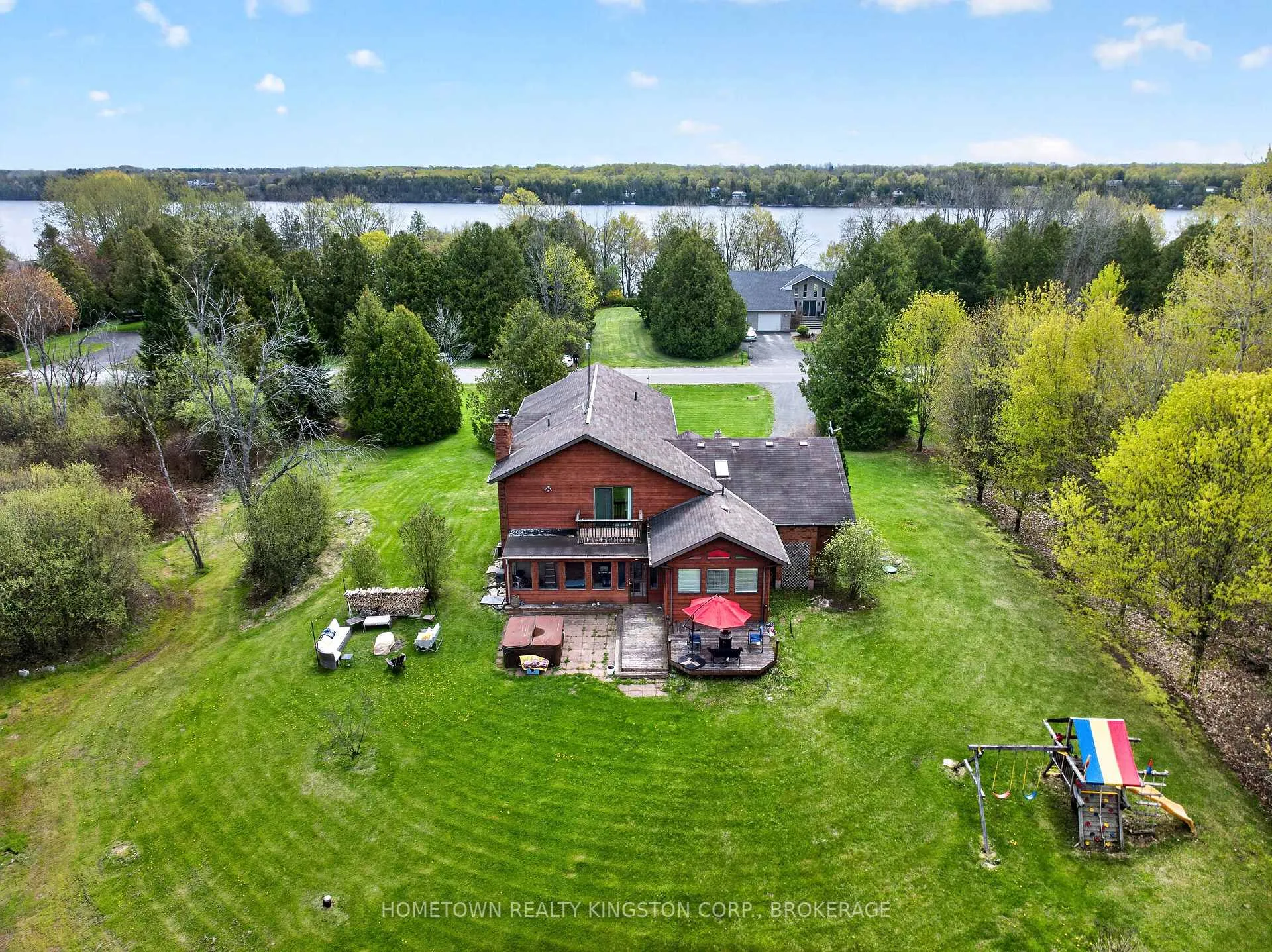 Photo 33 of 1103 Cliffside Drive, Frontenac, Frontenac South — HOMEH