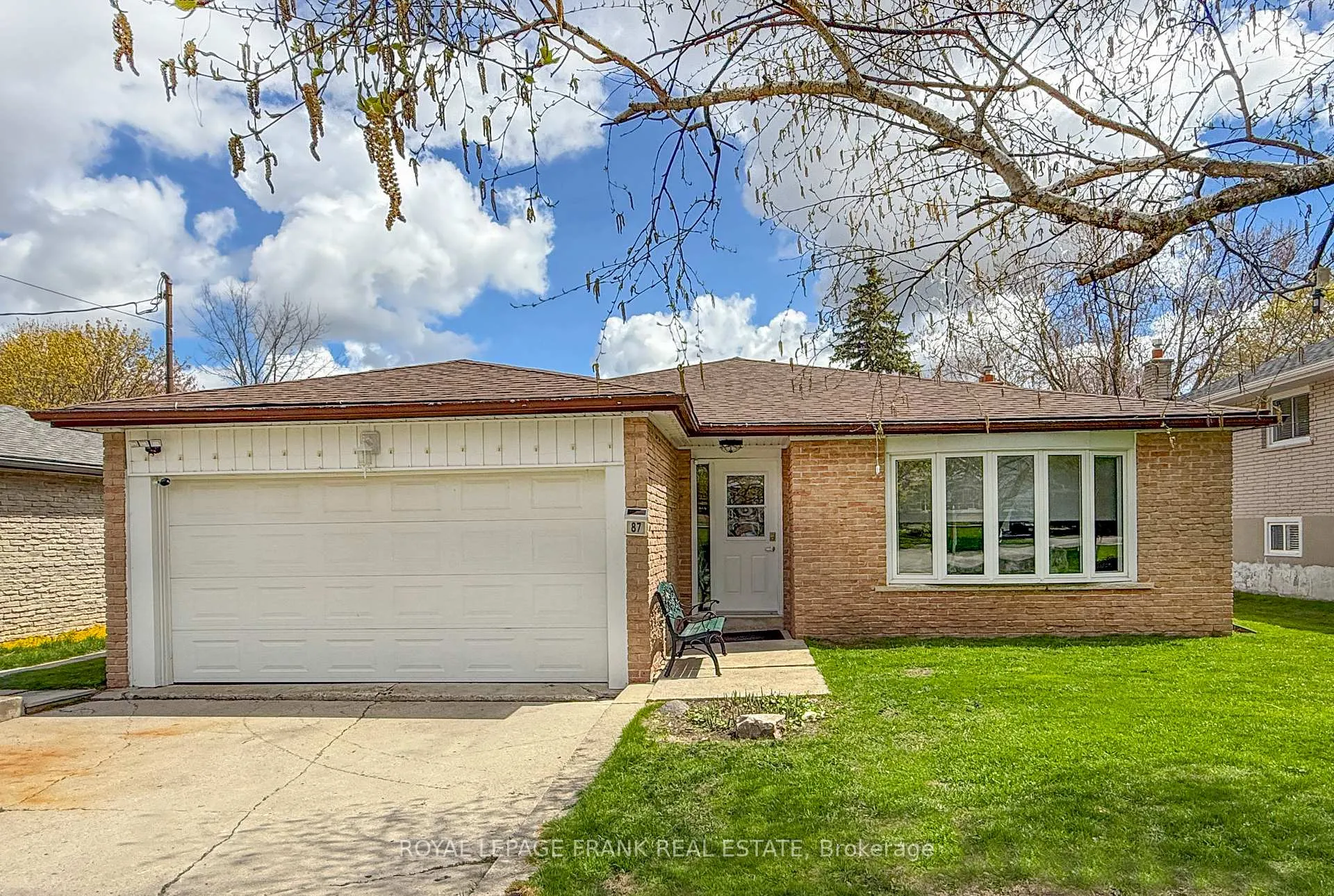 Photo 5 of 87 Cedar Street N, Uxbridge — HOMEH