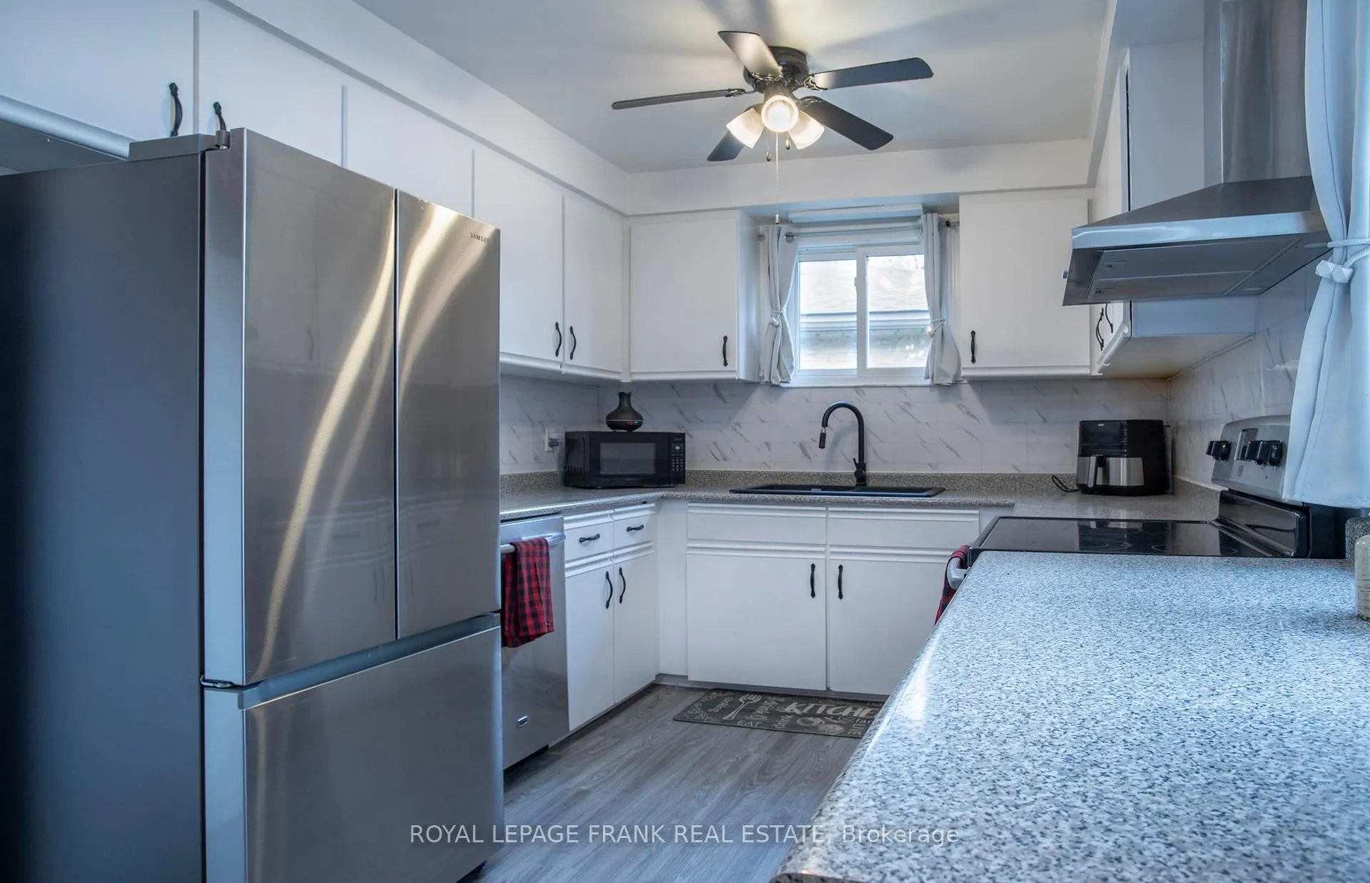 Photo 15 of 87 Cedar Street N, Uxbridge — HOMEH