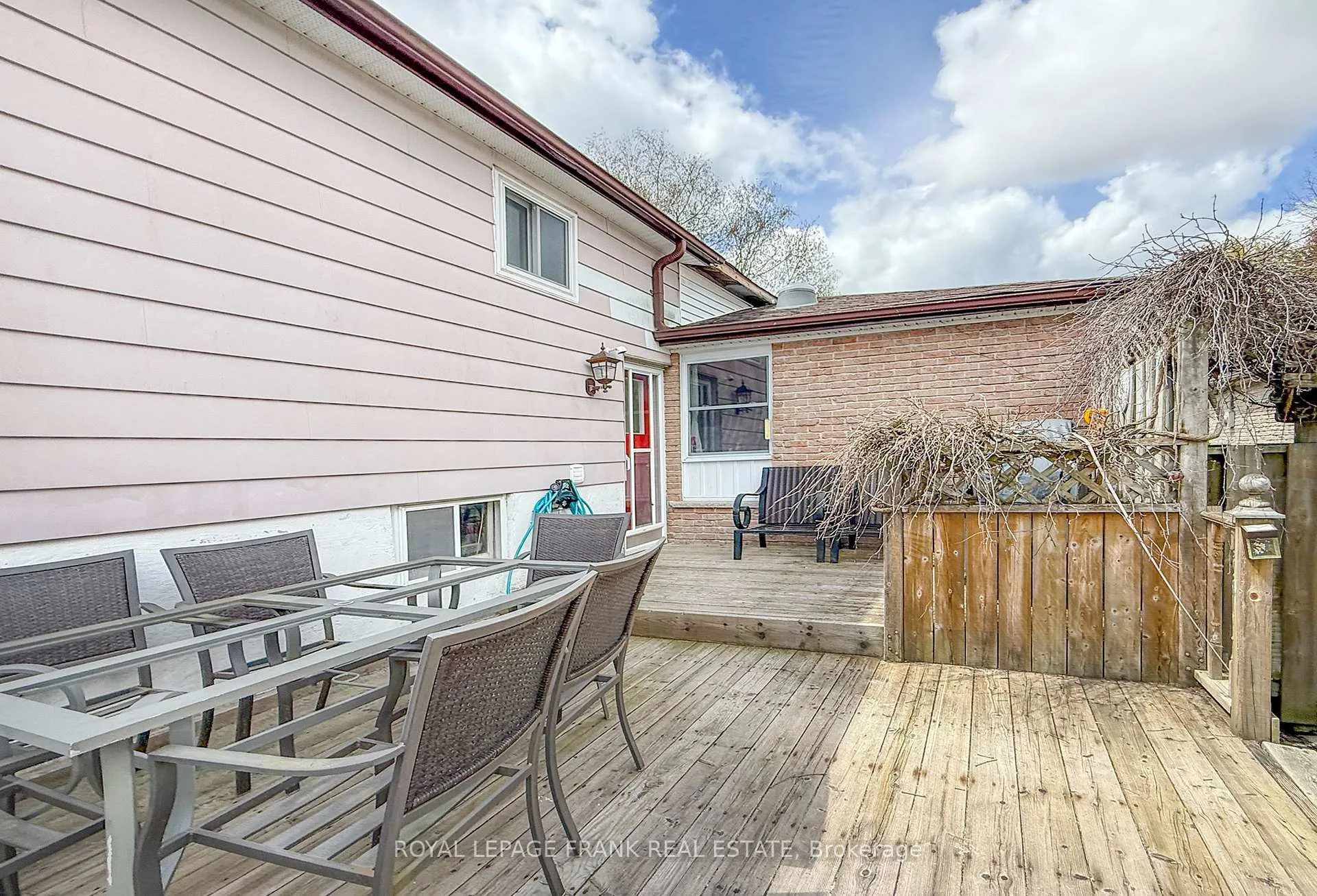 Photo 34 of 87 Cedar Street N, Uxbridge — HOMEH