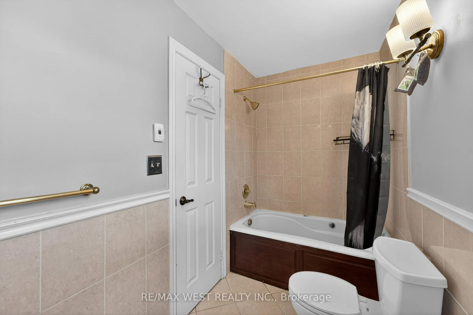 Photo 25 of 937 Alpine Court, Kingston, North of Taylor-Kidd Blvd — HOMEH