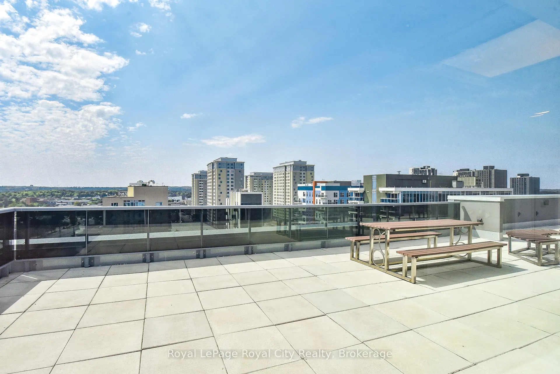 Photo 18 of Unit 186, 258A Sunview Street, Waterloo, Beechwood/University — HOMEH
